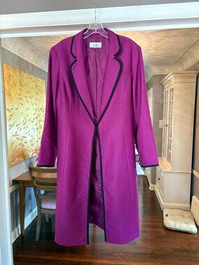 NWT Le Suit Gorgeous Purple and Black Textured Jacket. Size 16
